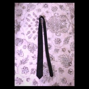 🔥FIRE SALE🔥 Van Heusen Slim Solid Black Tie
